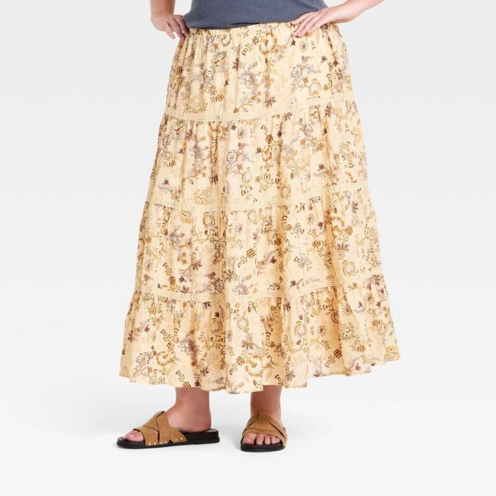 Women's Lace Maxi Pull On Skirt - Universal Thread Cream Floral 1X